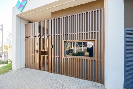 Fachada de apartamento à venda com 2 quartos, 32m² em Parque Pan Americano, São Paulo