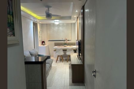 Sala de apartamento para alugar com 2 quartos, 45m² em Vila Campos Sales, Campinas