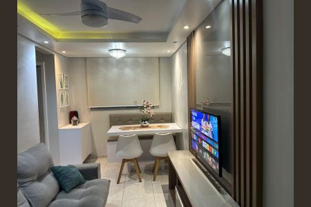 Apartamento para alugar com 45m², 2 quartos e 1 vagaSala