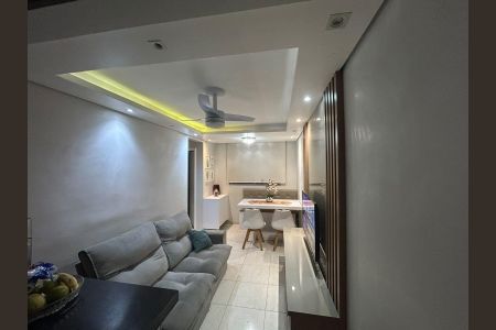 Apartamento para alugar com 45m², 2 quartos e 1 vagaSala