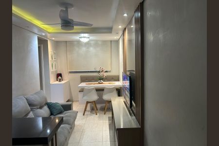 Apartamento para alugar com 45m², 2 quartos e 1 vagaSala