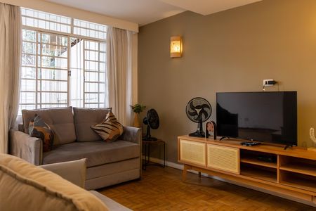 Sala de casa à venda com 3 quartos, 90m² em Chácara Santo Antônio (zona Sul), São Paulo