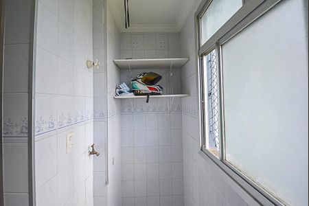 Apartamento à venda com 55m², 2 quartos e 1 vaga Apartamento à venda com 55m², 2 quartos e 1 vagaÁrea de Serviço