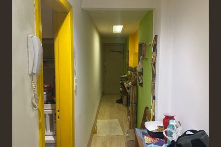 Apartamento à venda com 64m², 1 quarto e sem vaga Apartamento à venda com 64m², 1 quarto e sem vagaCorredor