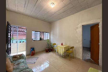 Casa à venda com 490m², 3 quartos e 2 vagas