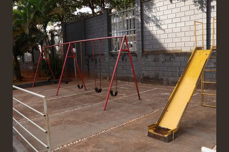 Apartamento para alugar com 82m², 2 quartos e 1 vagaÁrea comum