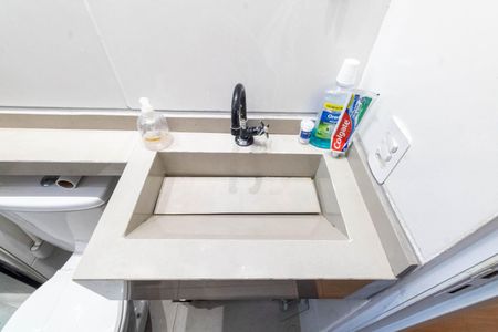 Apartamento para alugar com 43m², 2 quartos e sem vaga Apartamento para alugar com 43m², 2 quartos e sem vagaBanheiro
