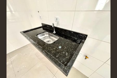 Cozinha de apartamento para alugar com 1 quarto, 47m² em Jardim Aricanduva, São Paulo