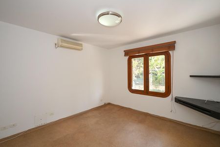 Casa para alugar com 800m², 5 quartos e 9 vagasSuíte 5