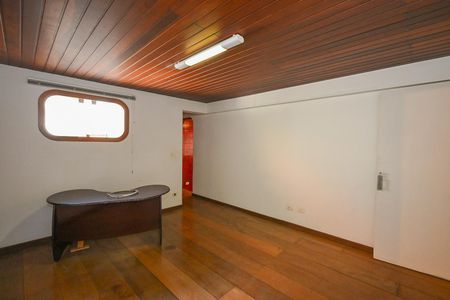 Casa para alugar com 800m², 5 quartos e 9 vagasEscritório