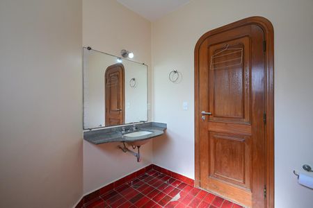 Casa para alugar com 800m², 5 quartos e 9 vagasBanheiro Suíte  4