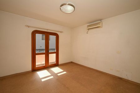 Casa para alugar com 800m², 5 quartos e 9 vagasSuíte 1