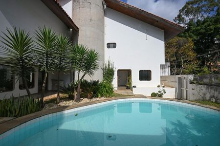Casa para alugar com 800m², 5 quartos e 9 vagasPiscina