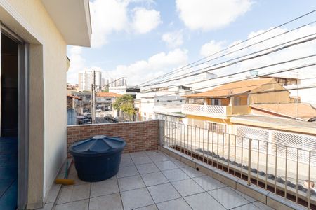 Casa para alugar com 110m², 2 quartos e 1 vaga Casa para alugar com 110m², 2 quartos e 1 vagaSacada da Suíte 1