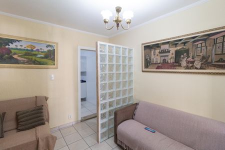 Casa para alugar com 110m², 2 quartos e 1 vaga Casa para alugar com 110m², 2 quartos e 1 vagaSala