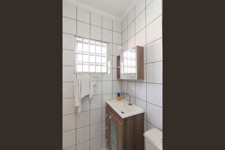 Casa para alugar com 110m², 2 quartos e 1 vaga Casa para alugar com 110m², 2 quartos e 1 vagaBanheiro da Suíte 1