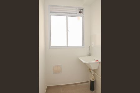 Apartamento para alugar com 50m², 2 quartos e sem vaga Apartamento para alugar com 50m², 2 quartos e sem vagaCozinha e Área de Serviço