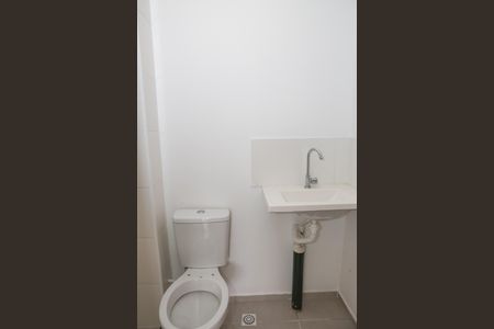 Apartamento para alugar com 50m², 2 quartos e sem vaga Apartamento para alugar com 50m², 2 quartos e sem vagaBanheiro