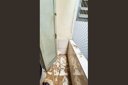 Apartamento para alugar com 58m², 2 quartos e sem vagaÁrea de Serviço