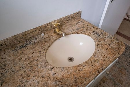 Casa para alugar com 175m², 3 quartos e 2 vagasBanheiro