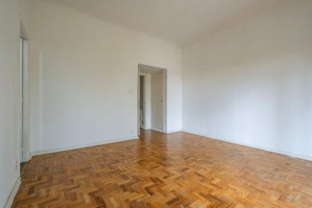 Casa para alugar com 175m², 3 quartos e 2 vagasSuíte
