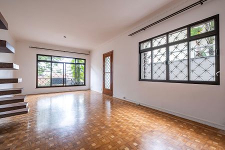 Casa para alugar com 175m², 3 quartos e 2 vagasSala