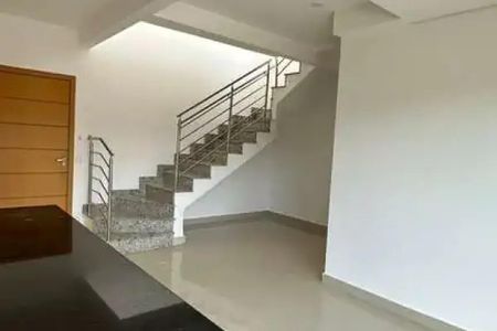 Apartamento para alugar com 180m², 3 quartos e 2 vagasSala