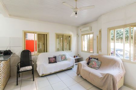Sala de casa à venda com 3 quartos, 120m² em São José, Canoas