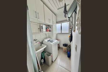 Apartamento à venda com 73m², 3 quartos e 2 vagas Apartamento à venda com 73m², 3 quartos e 2 vagasÁrea de Serviço