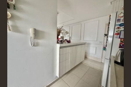 Apartamento à venda com 73m², 3 quartos e 2 vagas Apartamento à venda com 73m², 3 quartos e 2 vagasÁrea de Serviço