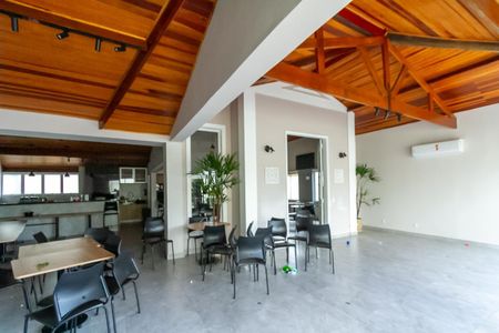 Casa de condomínio à venda com 200m², 3 quartos e 2 vagasÁrea comum - Salão de festas