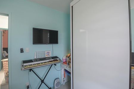 Casa de condomínio à venda com 200m², 3 quartos e 2 vagasQuarto 1