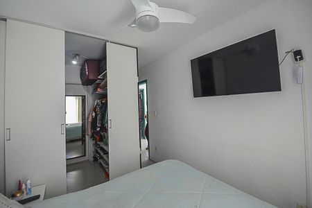 Casa de condomínio à venda com 200m², 3 quartos e 2 vagasQuarto Suíte