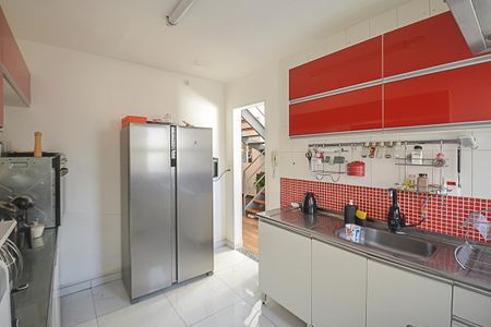 Casa de condomínio à venda com 200m², 3 quartos e 2 vagasCozinha