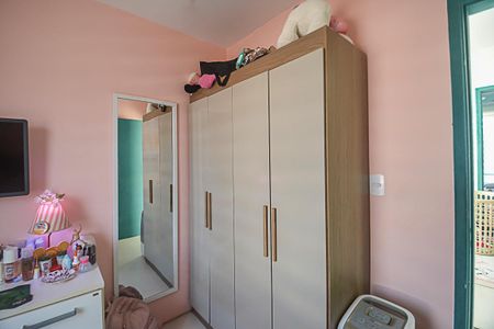 Casa de condomínio à venda com 200m², 3 quartos e 2 vagasQuarto 2