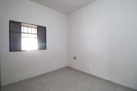 Casa para alugar com 100m², 2 quartos e 2 vagasQuarto 1