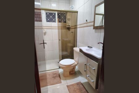 Casa para alugar com 250m², 3 quartos e 2 vagasBanheiro