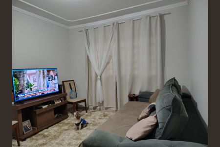Casa para alugar com 250m², 3 quartos e 2 vagasSala