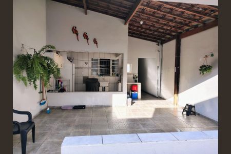 Casa para alugar com 250m², 3 quartos e 2 vagasÁrea externa