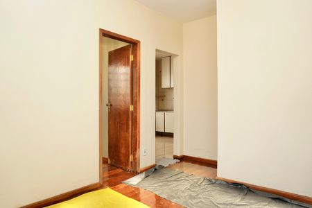 Casa para alugar com 100m², 2 quartos e 2 vagas Casa para alugar com 100m², 2 quartos e 2 vagasCopa