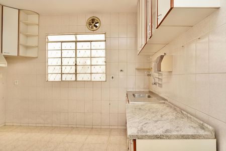 Casa para alugar com 100m², 2 quartos e 2 vagas Casa para alugar com 100m², 2 quartos e 2 vagasCozinha
