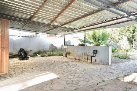 Casa para alugar com 100m², 2 quartos e 2 vagas Casa para alugar com 100m², 2 quartos e 2 vagasGaragem