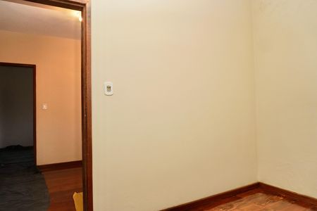Casa para alugar com 100m², 2 quartos e 2 vagas Casa para alugar com 100m², 2 quartos e 2 vagasQuarto 1