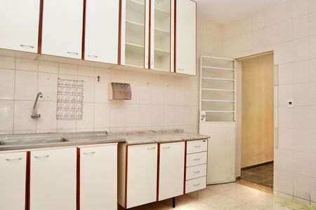 Casa para alugar com 100m², 2 quartos e 2 vagas Casa para alugar com 100m², 2 quartos e 2 vagasCozinha