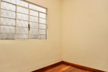 Casa para alugar com 100m², 2 quartos e 2 vagas Casa para alugar com 100m², 2 quartos e 2 vagasQuarto 1