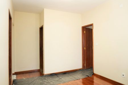 Casa para alugar com 100m², 2 quartos e 2 vagas Casa para alugar com 100m², 2 quartos e 2 vagasCopa