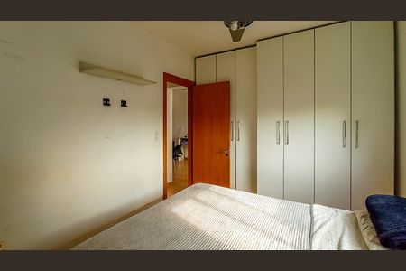 Apartamento à venda com 2 quartos, 57m² em Cavalhada, Porto Alegre