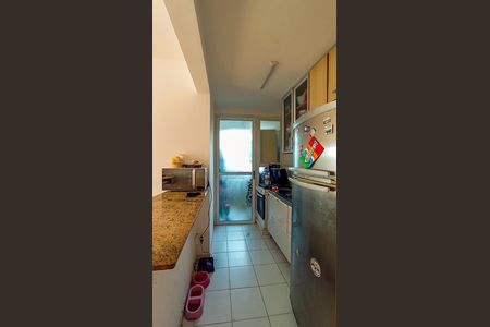 Apartamento à venda com 57m², 2 quartos e sem vaga