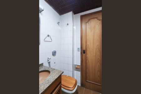 Apartamento à venda com 53m², 2 quartos e 1 vaga Apartamento à venda com 53m², 2 quartos e 1 vagaBanheiro