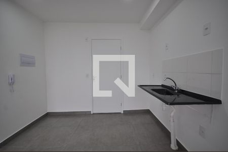 Apartamento para alugar com 2 quartos, 37m² em Parque Vitoria, São Paulo